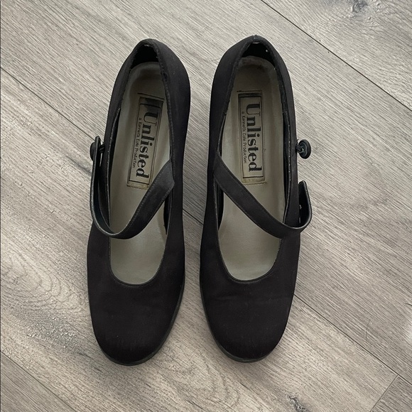 Unlisted Women's Classic Black Flats - Picture 2 of 8